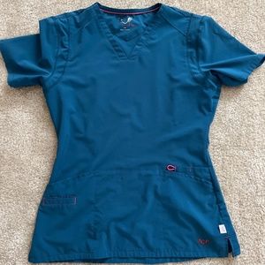 Scrub top